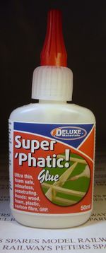 Deluxe Materials AD21 Super Phatic Card Kit Glue