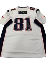 Randy Moss #81 New England Patriots White Jersey Hand Signed Autographed Beckett