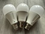 Kasa and Tapo 3 bulbs coloured 