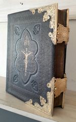 STUNNING CATHOLIC DOUAY BIBLE WITH BRASS CLASPS & CORNERS, DUBLIN PRINT, c1870