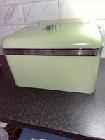 Swan Retro Bread Bin About 3 Yrs Old Green Fairly Good Condition
