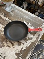 Le Creuset Red Cast Iron Skillet Round Frying Pan 8"