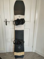 Ride Mountain Pig Snowboard 155 with Jones Mercury Bindings Size M/L