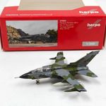 Herpa 570503 1/200 RAF Tornado 31st Squadron Livery Aircraft Model