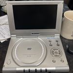 Blue dot Portable  DVD Player BDP-1850 RARE NO CHARGER