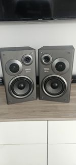 Pair of  Vintage 90’s YAMAHA NX-S75  3 way studio monitor speakers