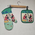 Mickey Mouse Christmas Vintage Kitchen Oven Mitt and Pot Holder