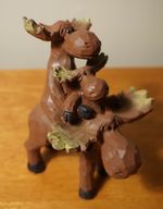 MOOSE FAMILY Riding Piggy Back Figurine Rustic Lodge Primitive Cabin Home Decor 