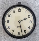Gents of Leicester Vintage Wall Clock 9 Inch Bakelite - works new quartz battery