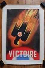 Original 1945 French WWII Liberation Poster: "Victoire" (16" x 23.5") – on Linen