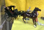 HM of Great Britain 54mm "I say, Cabbie!" Hansom Cab with Victorian Couple