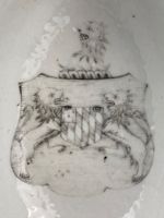 QIANLONG ARMORIAL ANTIQUE 18th C CHINESE PORCELAIN EN GRISAILLE SAUCEBOAT QING