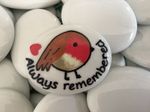 Hand Painted Robin Memorial Pebble Stone Remembrance Bereavement Gift Keepsake