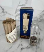 Vintage Philips 12V 100W Projector Bulb BA21S-4 A1/193 Typ. 7909J - New in Box