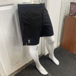 On Running men’s Core 7” Shorts Black Men’s Size Medium New