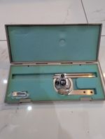Mitutoyo Universal Bevel protractor set in very nice condition in case