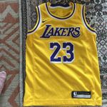 Nike LeBron James Lakers Icon Edition 2020 Men's Medium S  Swingman CW3669-734