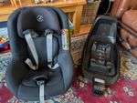 Maxi Cosi Pearl Pro2 Black with 2 Way Fix Isofix Base