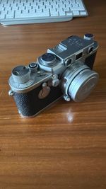 LEICA 111f Camera Summicrom Lens. 1954 MINT. Owned by WW2 Wing Commander, CLA’d.