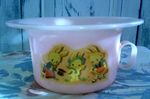 Vintage 1950's Tot’s Trainer Agate Plastic Corp Bowl
