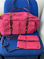 Anne De Lancay 2 Piece Travel Bag Set.  Excellent condition.  Free Postage