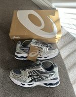 ASICS GEL-KAYANO 14 Running Trainers Silver/Grey/Black UK 8.5 EU 43.5 MPN