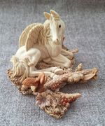 1996 Royal Doulton Fables Fascination Pegasus/Unicorn and Squirrel Figurine