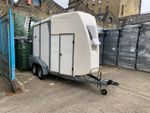BATESON ASCOT 2 HORSE TRAILER ,INTEGRAL TACK BOX AND WINDOW, TOP OF THE RANGE