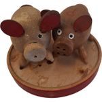 Wooden Pig Salt and Pepper Shakers on Base Farm Animal Collectable Decor