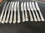 12 SILVER PLATED KINGS PATTERN KNIVES 81/2 INS & 91.2 INS.
