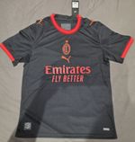 AC Milan Men's T-Shirt Size Large