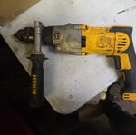  DeWalt D21570K 127mm Dry Diamond Drill 2 Speed 240V/1300W