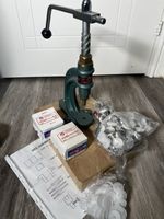 Fabric Button Covering Hand Press Machine for Decorative Button Blanks