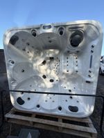 Blue whale 6 seater Hot Tub Spa in grey with Hot Tub Cover Included, 13AMP