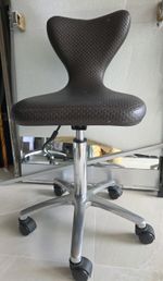 REM Clover Stool Chair  - Colour Galaxy