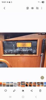 ICOM IC-M710 HF Marine Transceiver plus ICOM AT-130 Antenna Tuner + Mauals