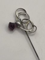 STUNNING ANTIQUE SILVER HAT PIN   (B108)