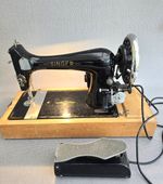 Vintage Singer Sewing Machine Electric Motor Serial No J1081770 Working