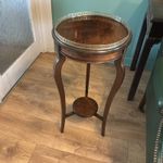 A BEAUTIFUL QUALITY ANTIQUE ROSEWOOD INLAND TORCHERE / PLANT STAND. CIRCA-1900.