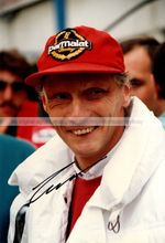Niki Lauda (1949-2019) F1 World Champion Signed 12 x 8 Photograph *Proof & COA*