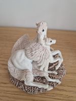 Fables Unicorn -Affection In Pink
