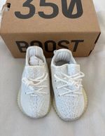 Yeezy Boost 350 V2 Infant Triple White Size UK 4BNWT
