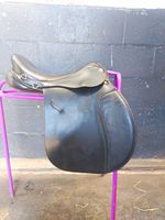 Morris and Nolan 17 Inch GP Leather Saddle