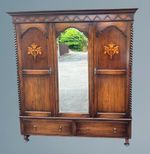 Large Oak Triple Door Wardrobe With Barley Twist Columns