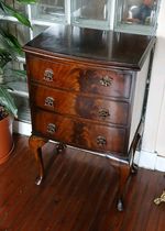 Mahogany Cupboard Bedside Crafting  3 Drawer Miniature Cabinet " Stunning "