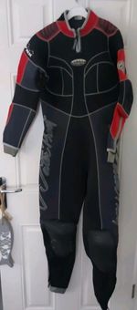Waterproof Sweden Semidry Suit Scuba Diving Snorkelling Swimming Surfing Ladies