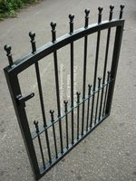 MANOR HEAVY DUTY GARDEN METAL GATE 46" OP x 36" TALL STRONG WROUGHT IRON SMALL