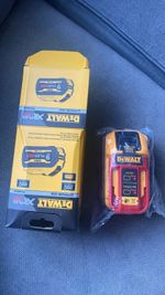 DEWALT XR FLEXVOLT 18V 9Ah Lithium-Ion Battery