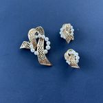 VTG Crown Trifari Brushed Gold Tone Faux Pearl Rare Lattice Ribbon Set Signed
