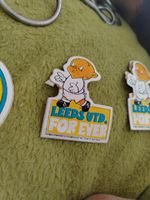 Vintage Leeds United Looney Tunes Sticker 3" Porky With Backing